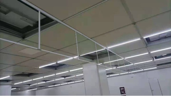 洁净车间挡烟垂壁一般使用哪种？