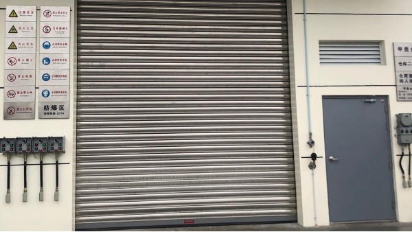 常熟防爆卷帘门会串片吗？