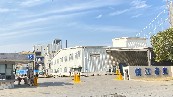 钢制卷帘门走进镇江奇美化工有限公司